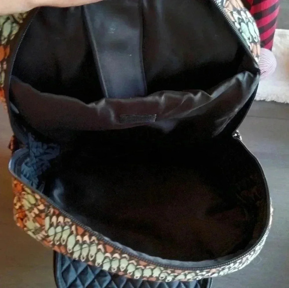 Vera Bradley Multicolor Backpack like new - Picture 4 of 7